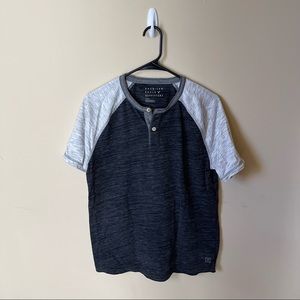 American Eagle Short Sleeve Shirt